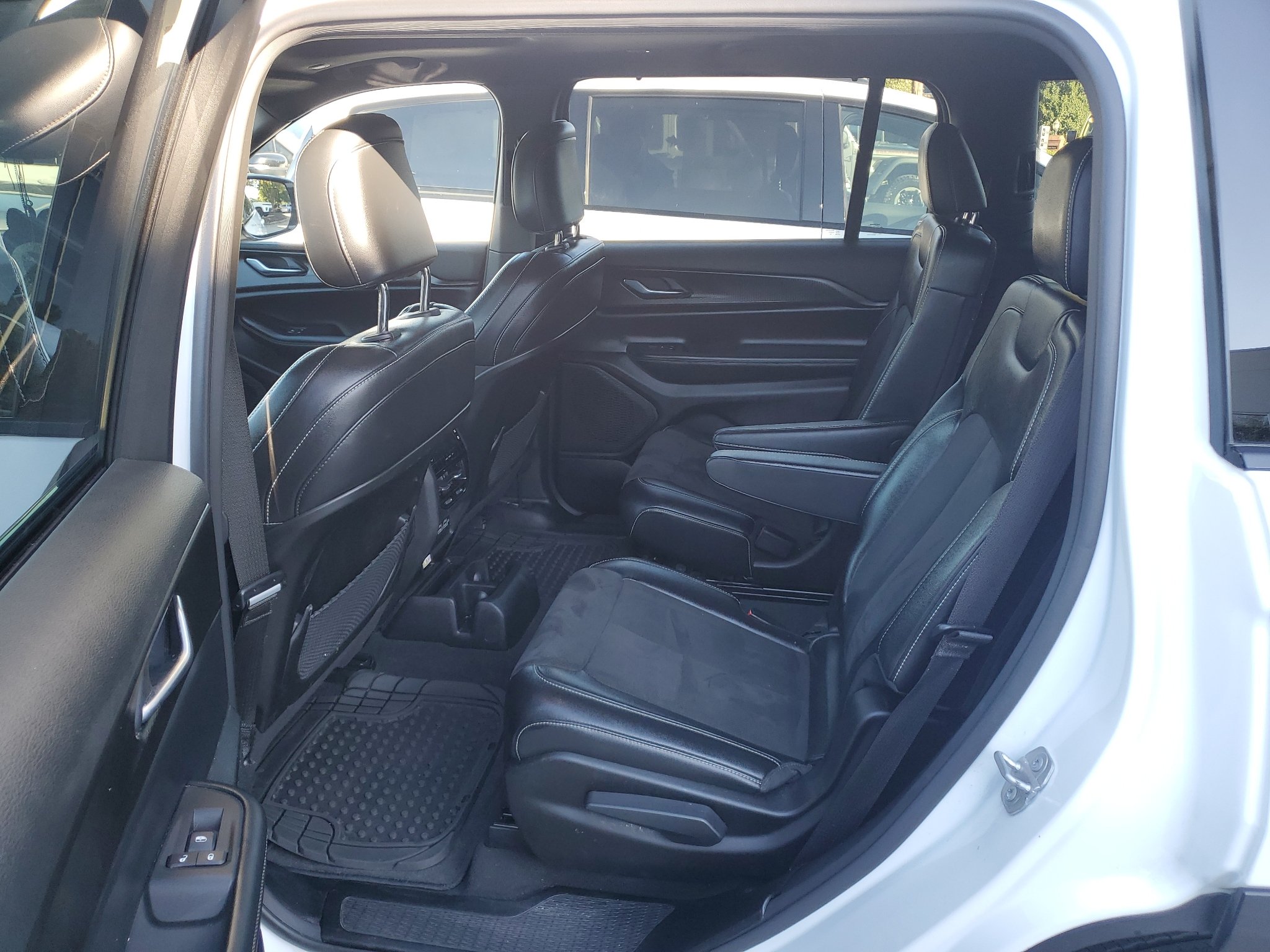Used 2023 Bright White Clearcoat Jeep Altitude image 7