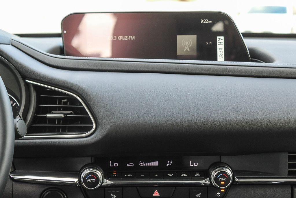 2025 Mazda CX-30 Preferred - Photo 16