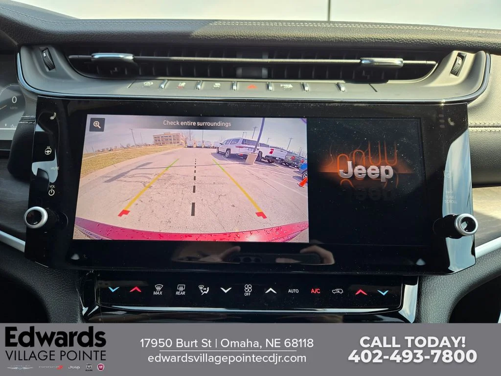 New 2026 Velvet Red Pearl-Coat Exterior Paint Jeep Limited image 22