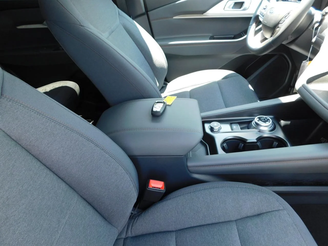 New 2026 Carbonized Gray Metallic Ford Active image 21