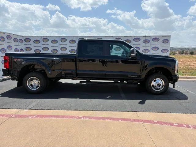 New 2026 Agate Black Metallic Ford XL image 1