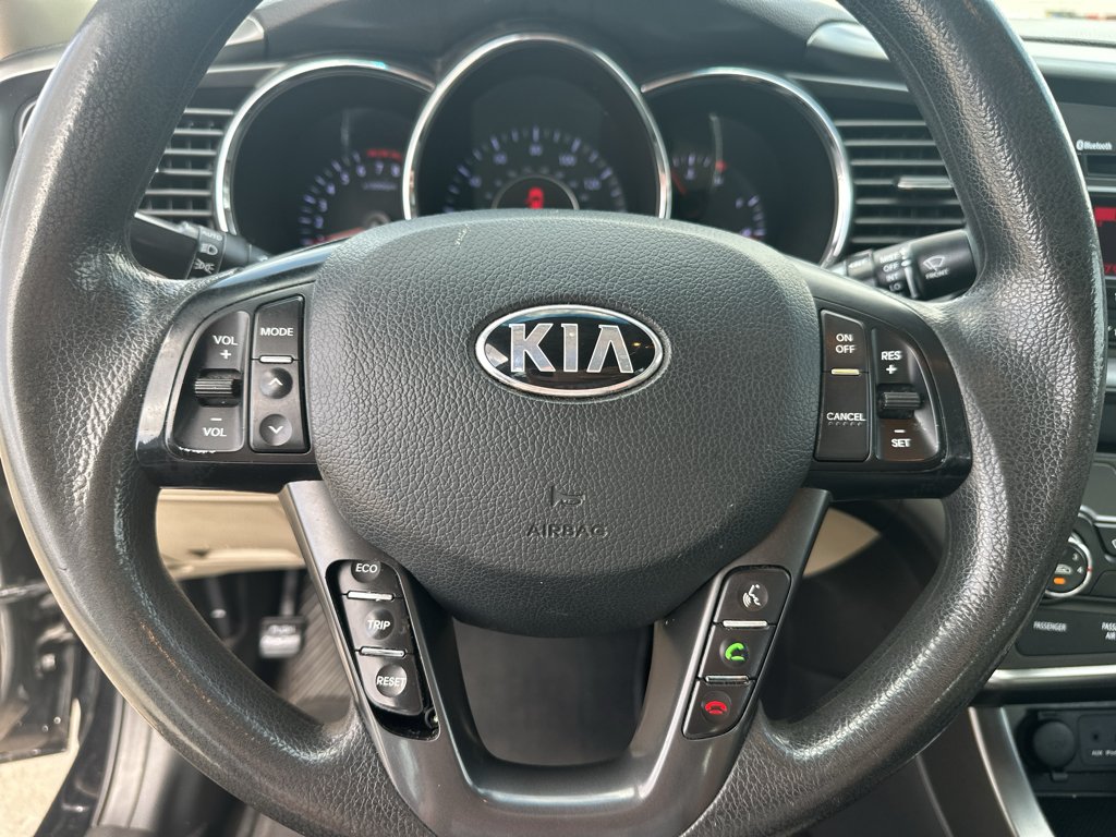 Used 2013 Ebony Black Kia LX image 15
