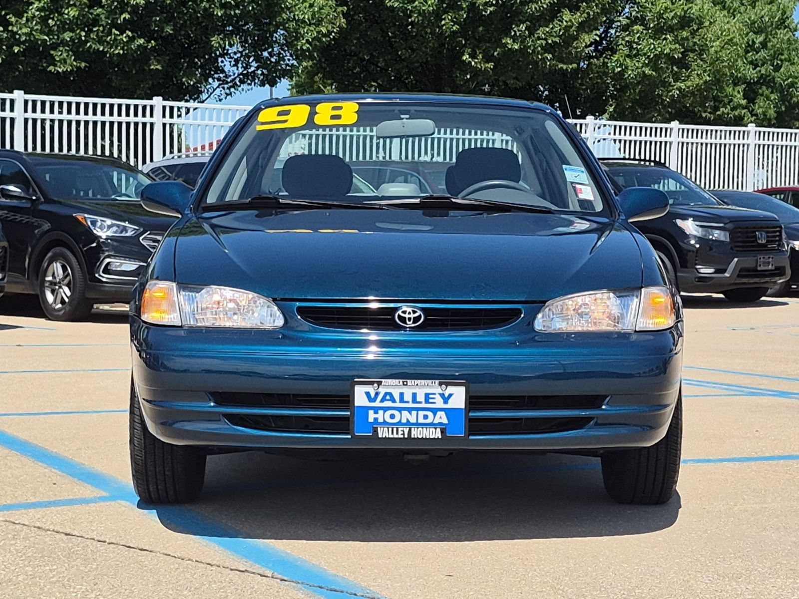 Used 1998 Brilliant Blue Pearl Toyota LE image 3