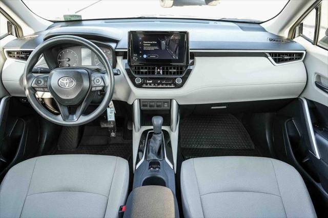 Certified Used 2025 CELESTITE GRAY ME. Toyota  image 15