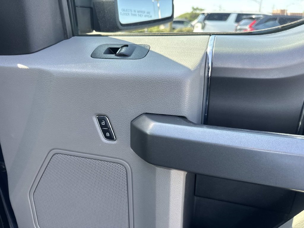 Used 2017 Blue Ford XLT image 14