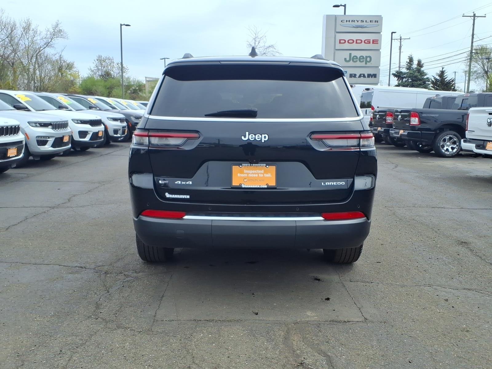 Used 2023 Black Jeep Laredo image 6