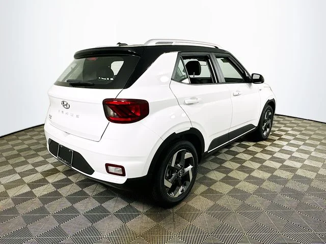 New 2026 Hyundai VENUE SEL