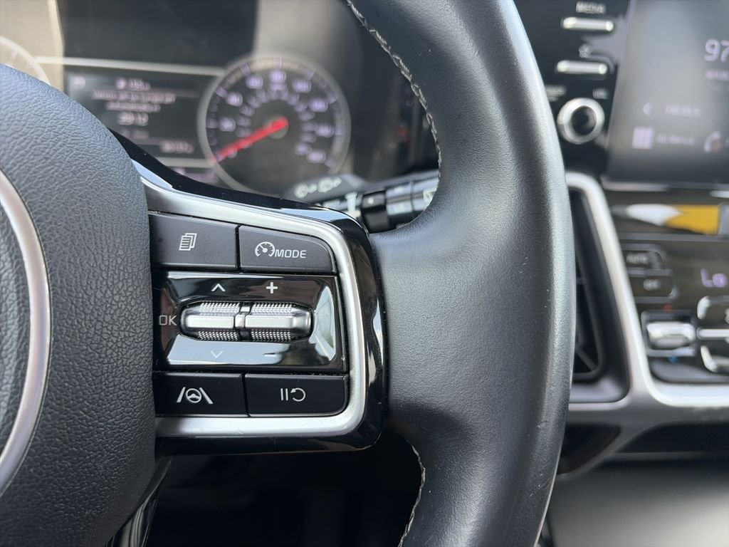 Used 2021 Silver Kia S image 21