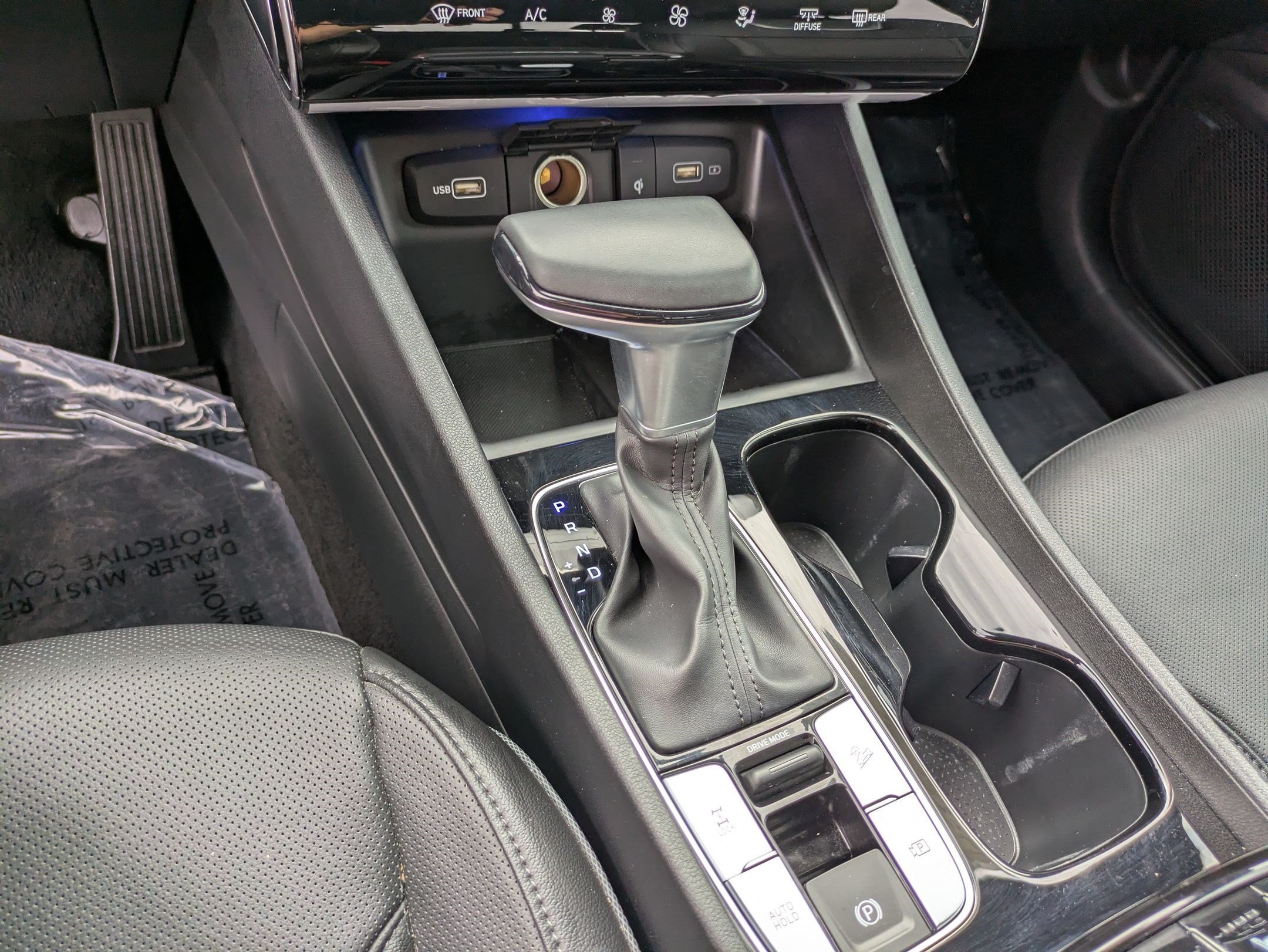 Used 2024 Sage Gray Hyundai Limited image 26