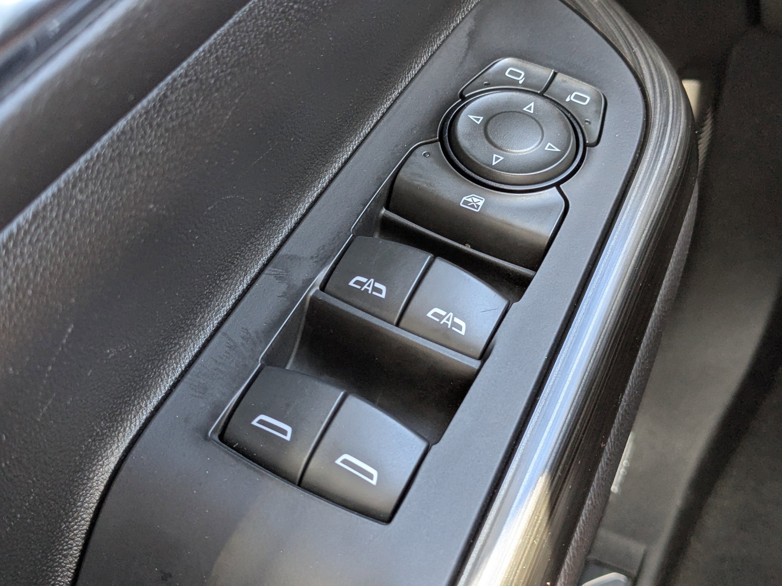 2023 GMC Acadia SLT - Photo 28