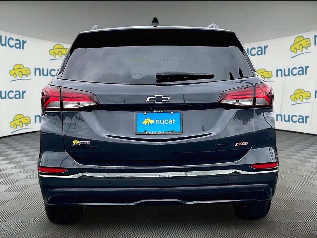 Used 2022 Gray Chevrolet RS image 5