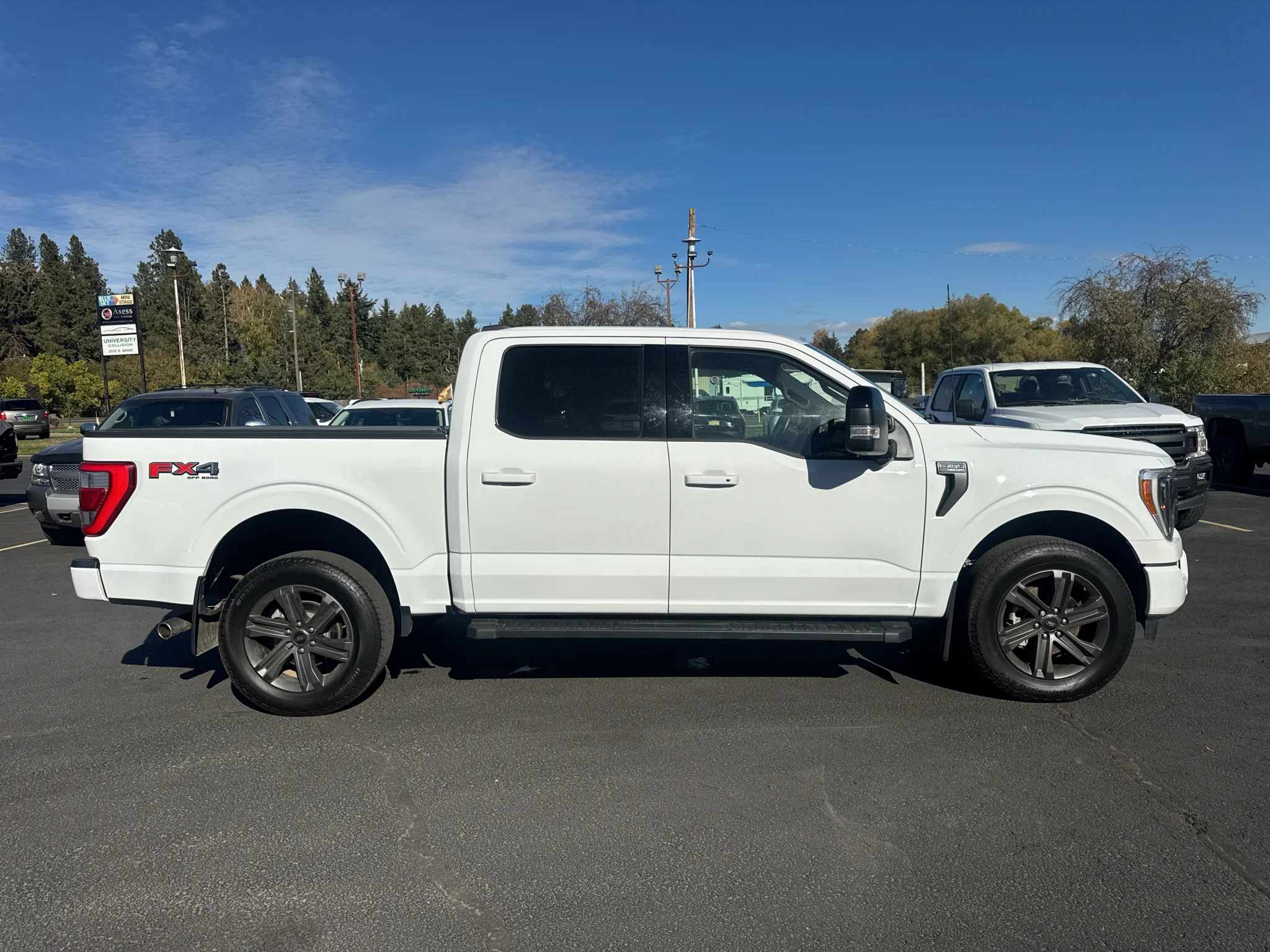Certified Used 2023 Oxford White Ford LARIAT image 17
