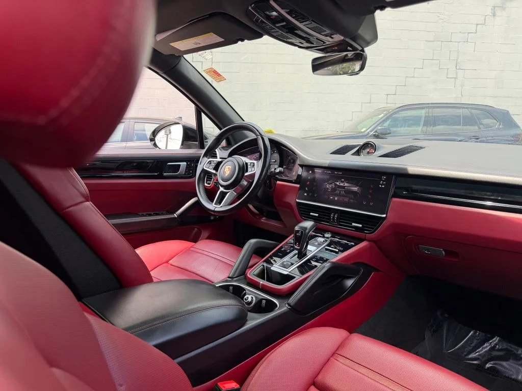Used 2023 Black Porsche Base image 8