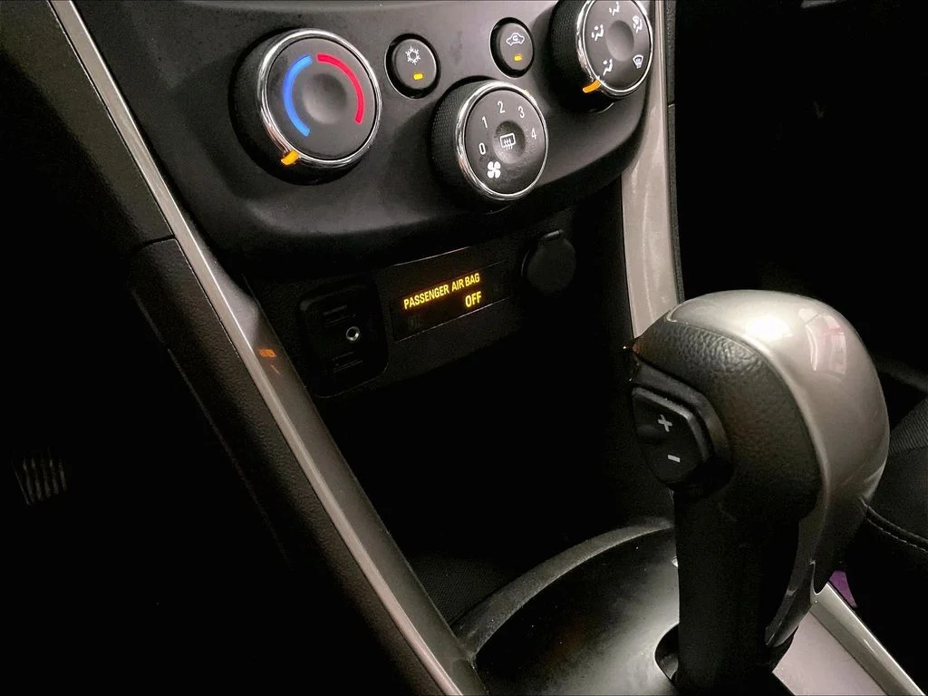 Used 2020 Gray Chevrolet LT image 36