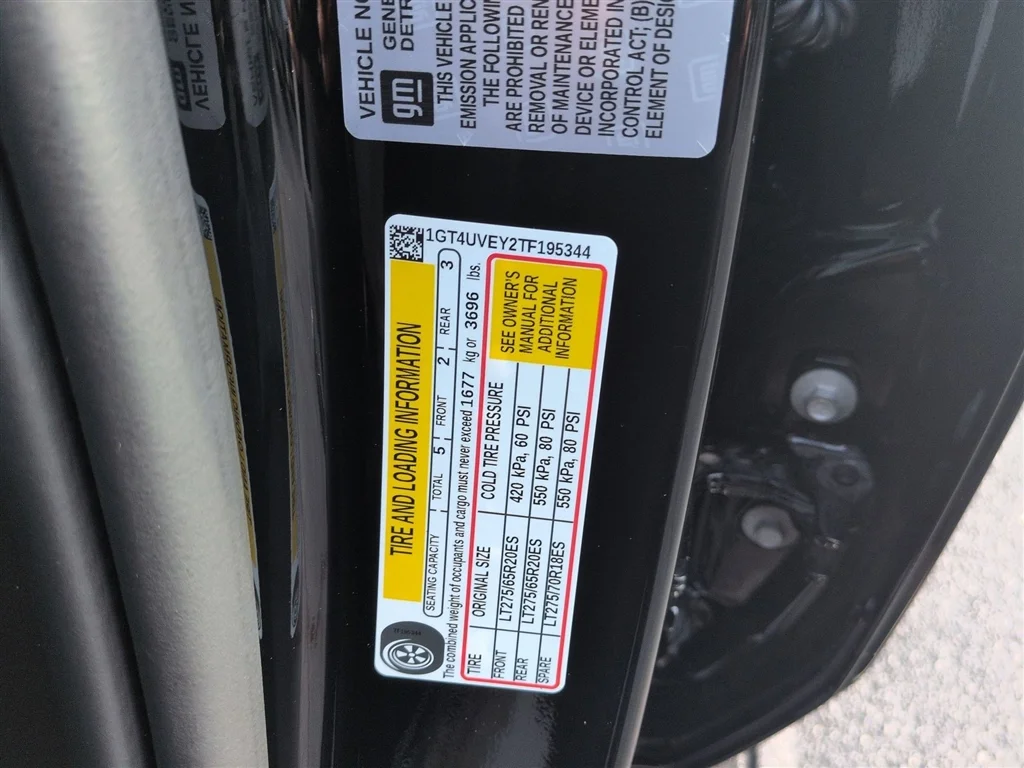 Used 2026 Onyx Black GMC AT4 image 35