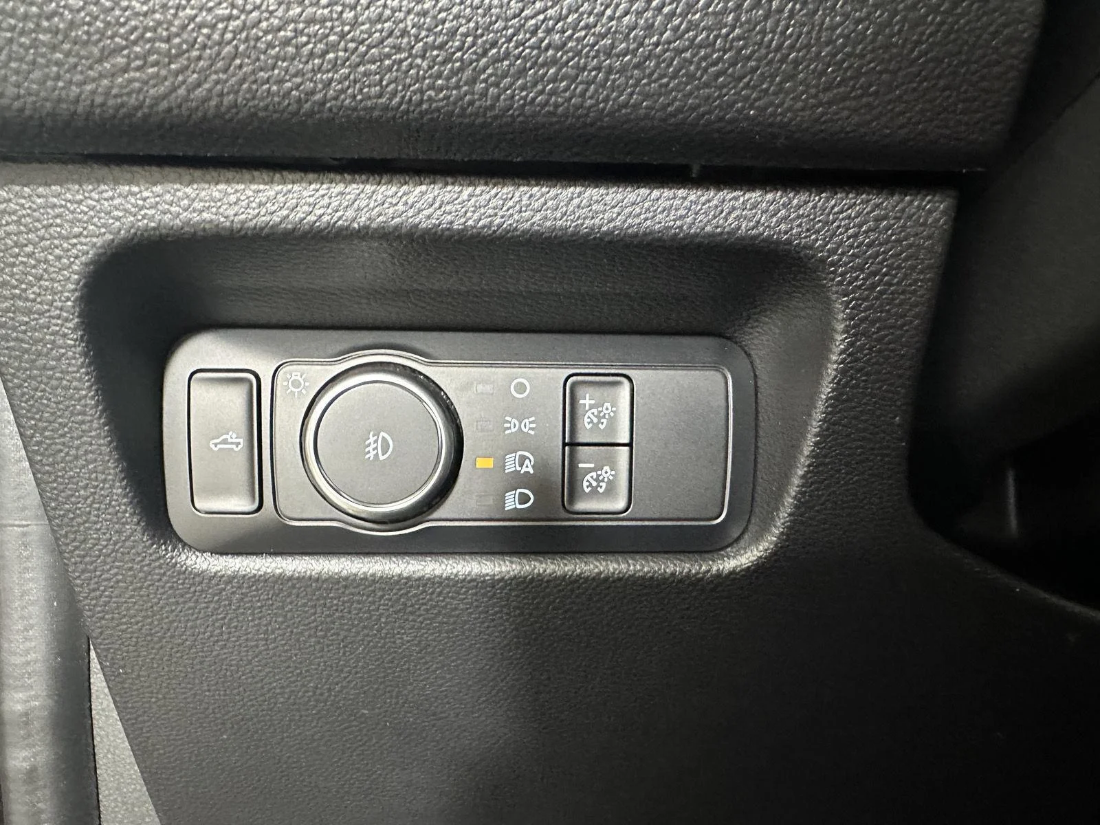 Used 2025 Shelter Green Ford Raptor image 30
