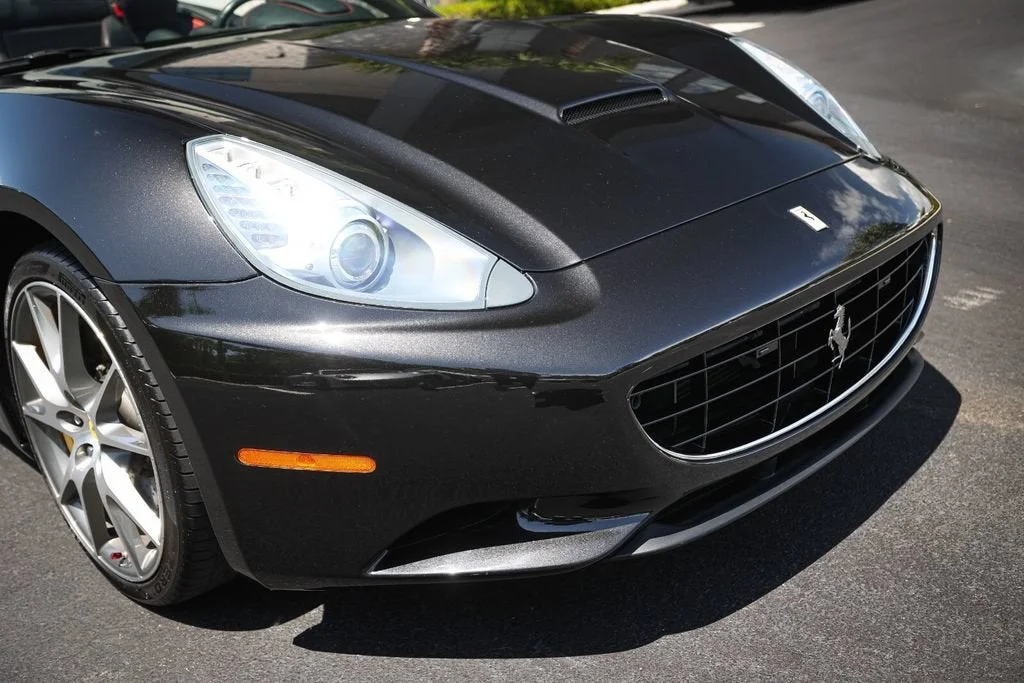 Used 2011 Nero Daytona Ferrari Base image 12