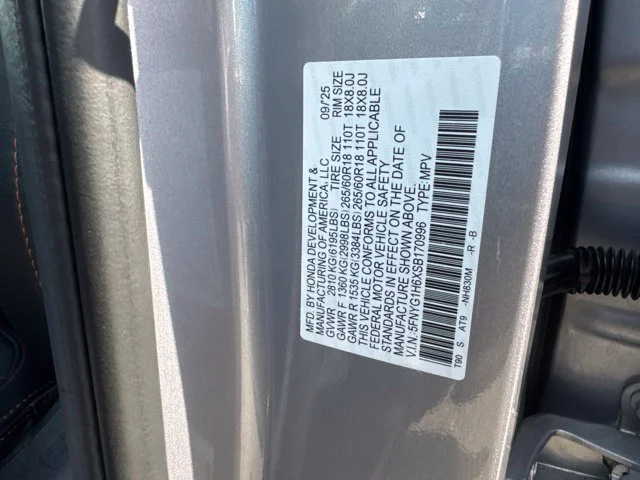 Used 2025 Lunar Silver Metallic Honda TrailSport image 19