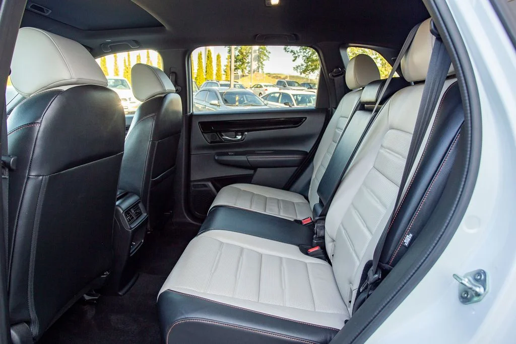 2024 Honda CR-V Sport Touring - Photo 18