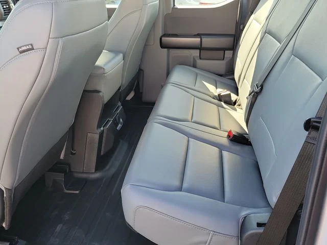 New 2026 Oxford White Ford XL image 11