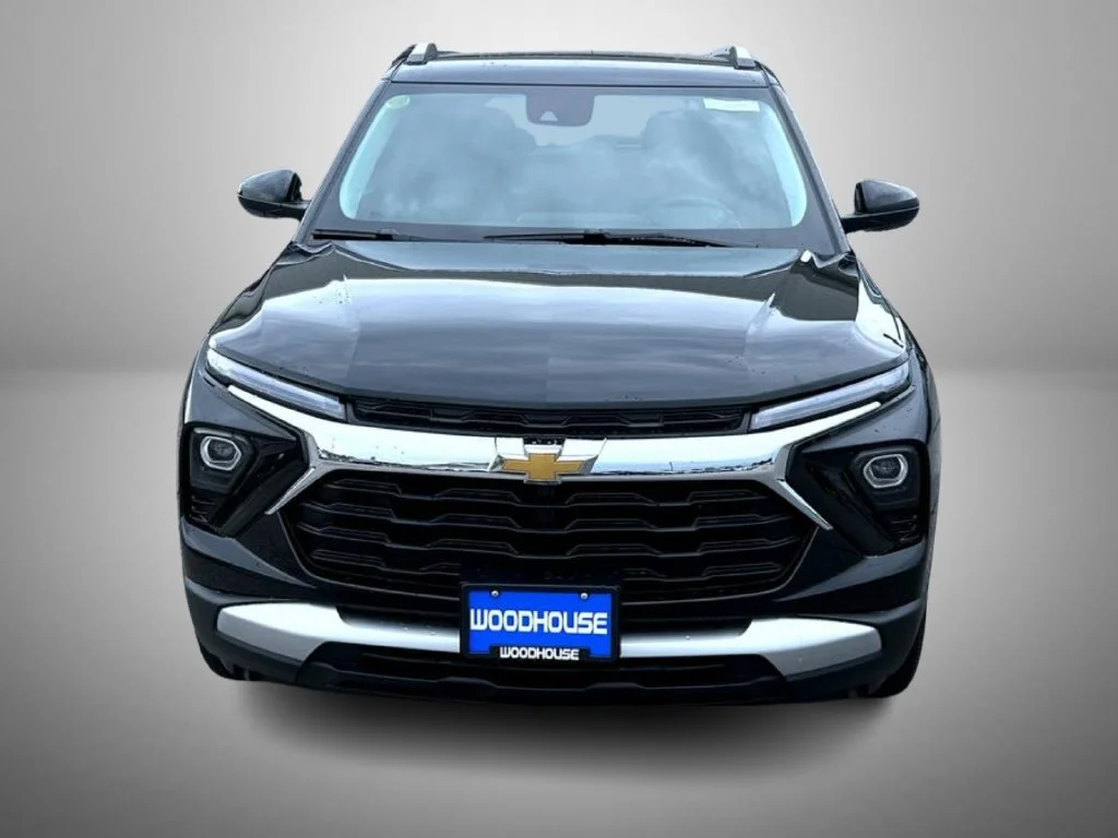 New 2026 Mosaic Black Metallic Chevrolet LT image 2