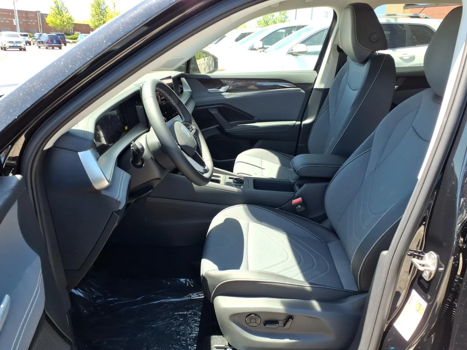New 2026 Deep Black Pearl Volkswagen SE 4MOTION image 19