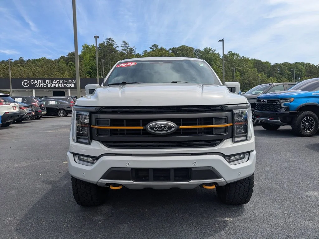 Used 2023  Ford Tremor image 2