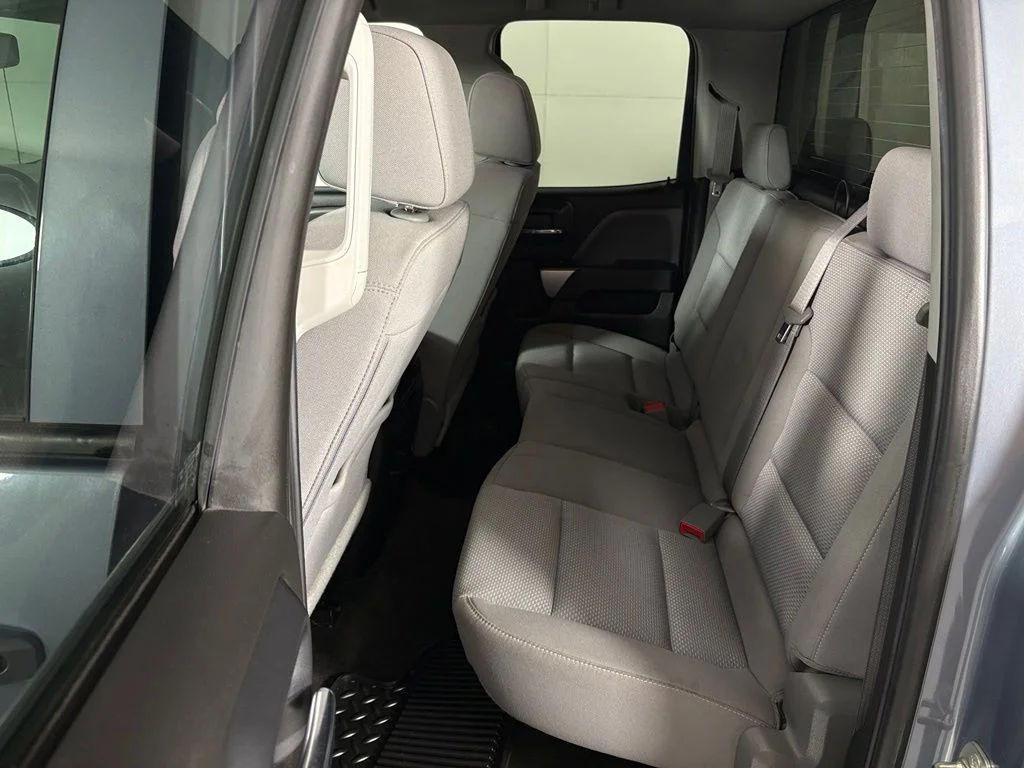 Used 2016 Gray Chevrolet LT image 41
