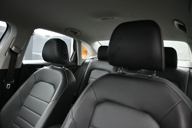 Used 2024 Gray Volkswagen 1.5T SE image 23