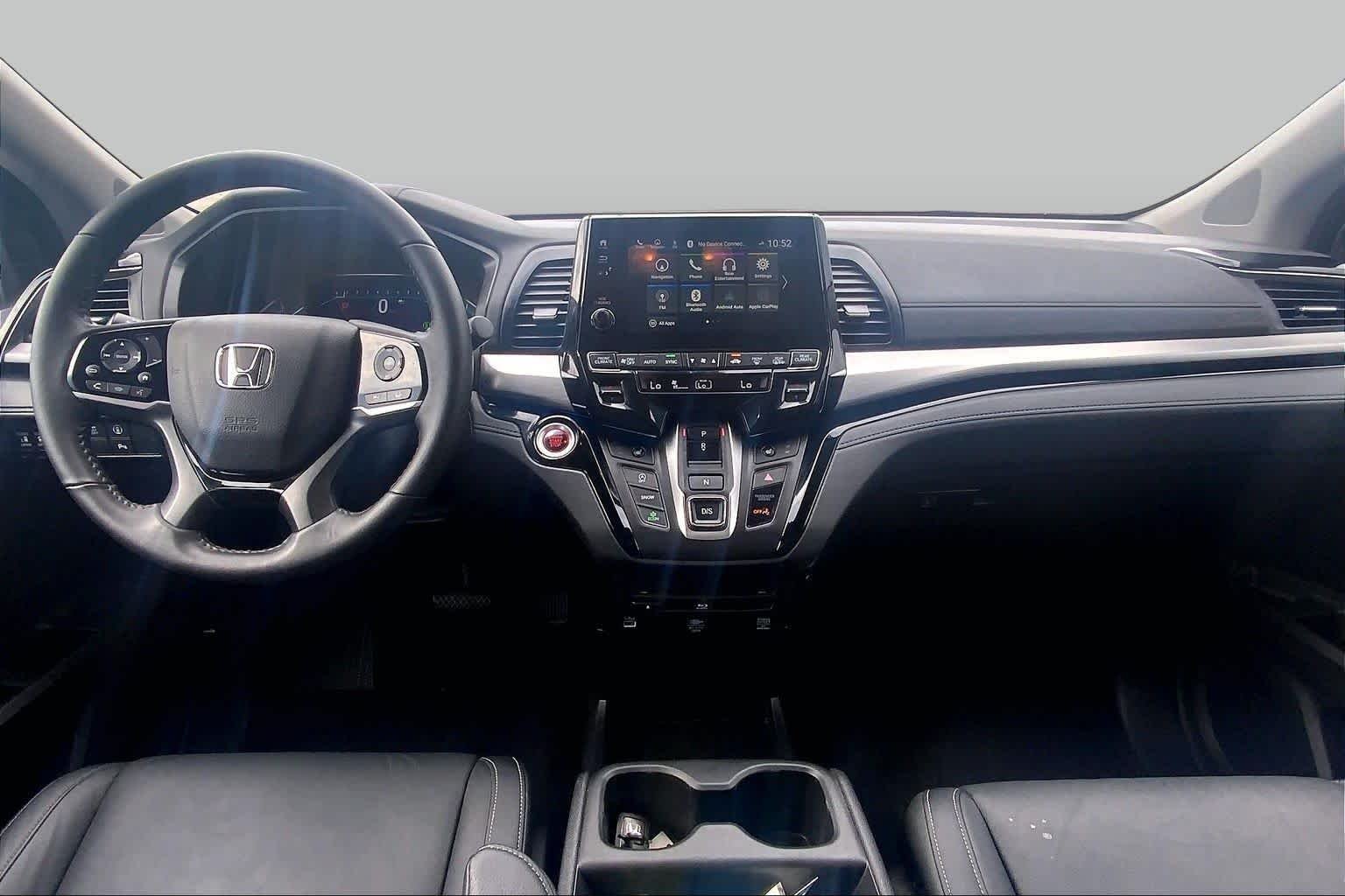 Used 2024 Sonic Gray Pearl Honda Touring image 12