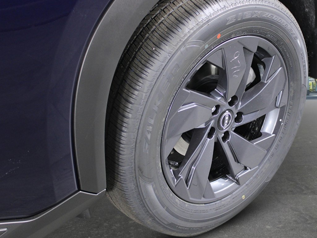 New 2026 Deep Ocean Blue Pearl Nissan SV image 9