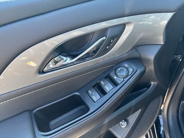 Used 2023 Mosaic Black Metallic Chevrolet LT Leather image 15