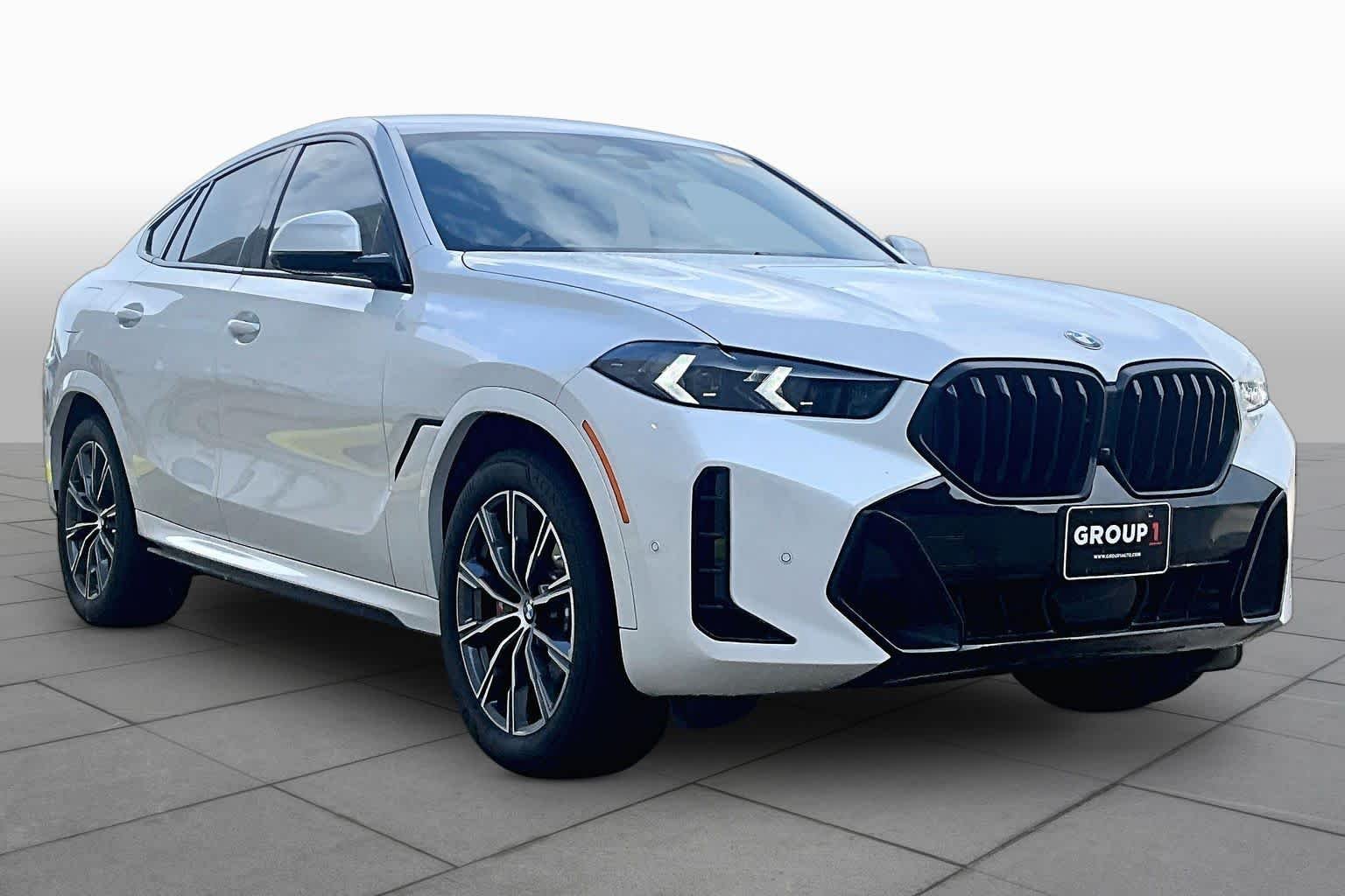 Used 2024 Mineral White Metallic BMW xDrive40i image 3