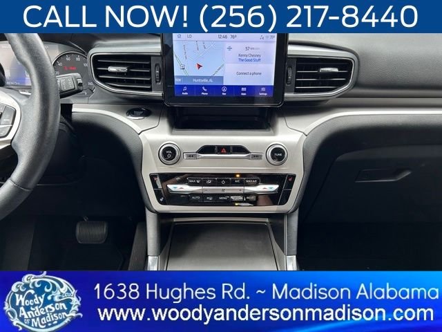 Certified Used 2022 White Metallic Ford XLT image 12