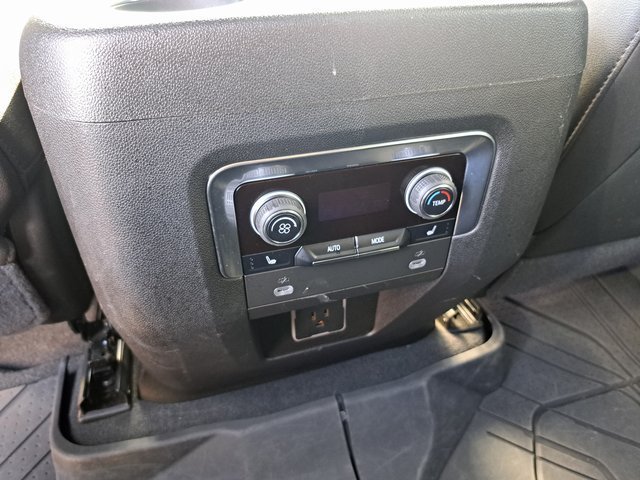 Used 2023 Red Chevrolet Z71 image 24