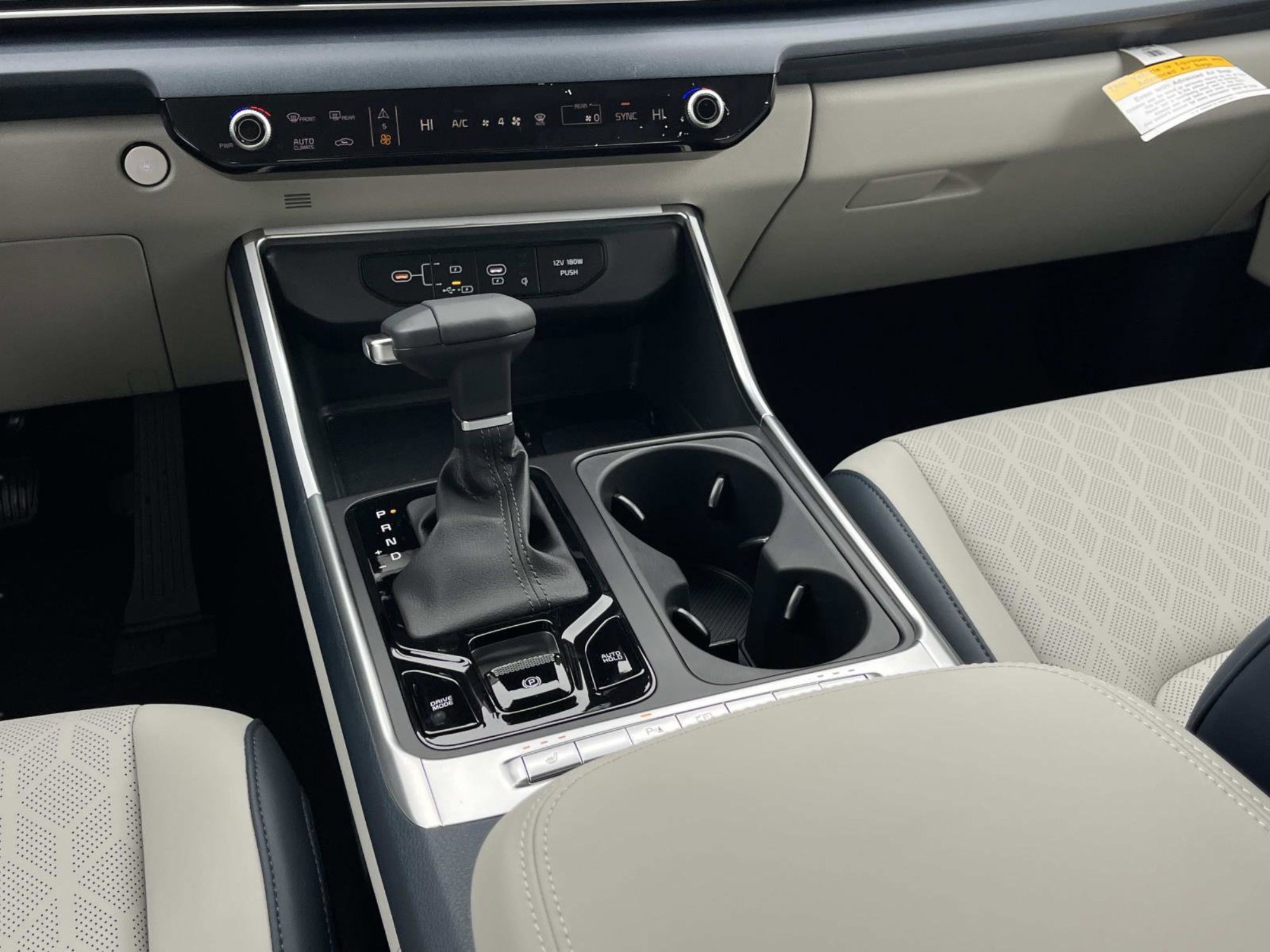New 2026 Snow White Pearl Kia EX image 17