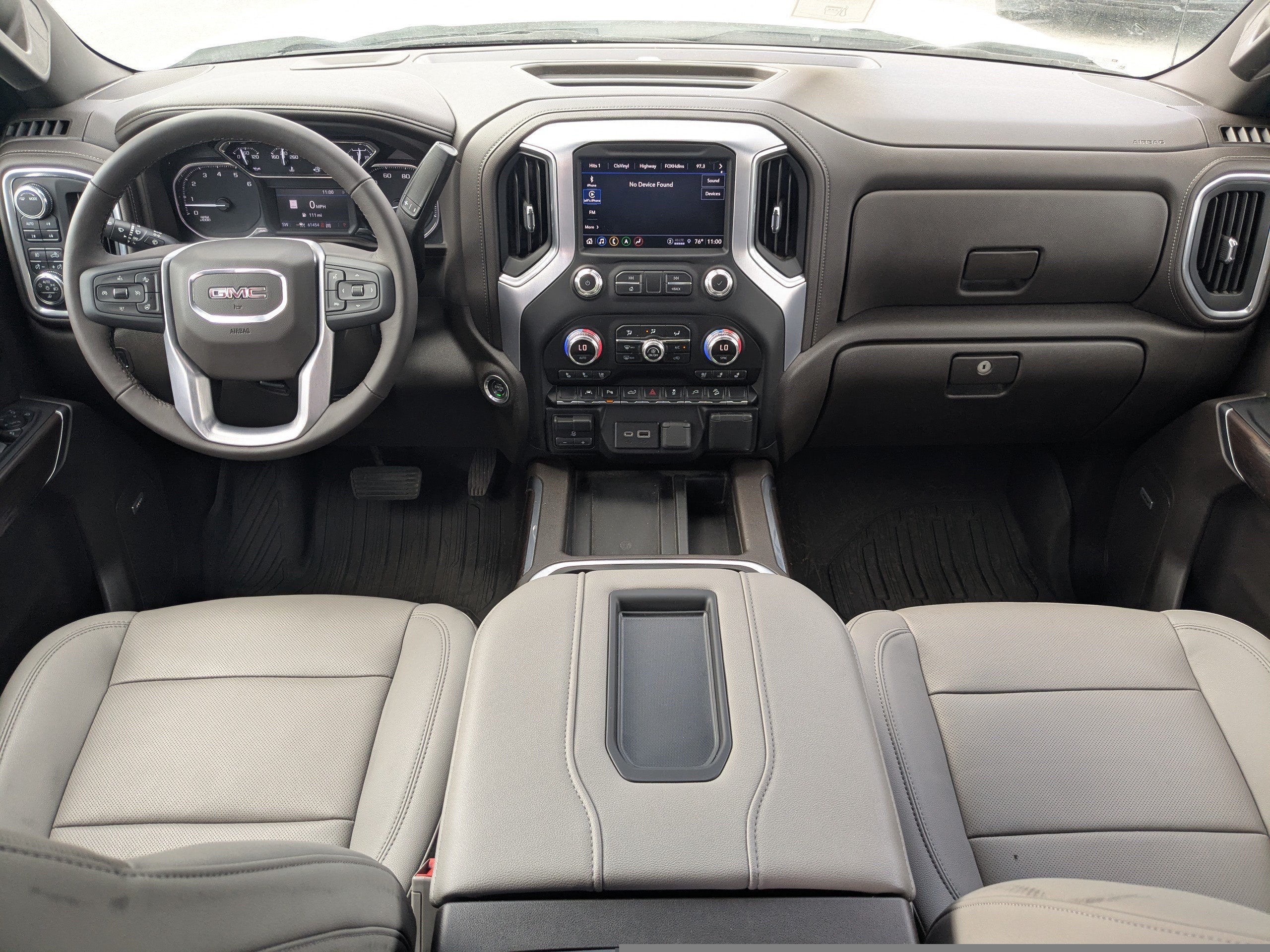 Used 2022 White Frost Tricoat GMC SLT image 15