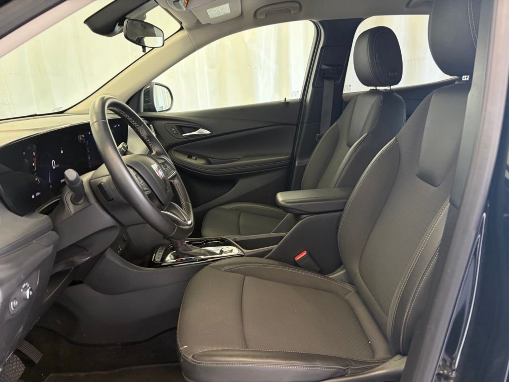 Used 2025 Ebony Twilight Metallic Buick Preferred image 10