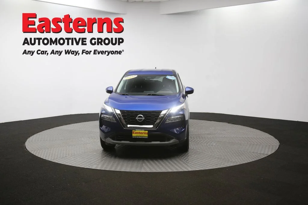 Used 2022 Blue Nissan SV image 51