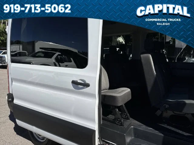 Used 2024 White Ford XL image 19