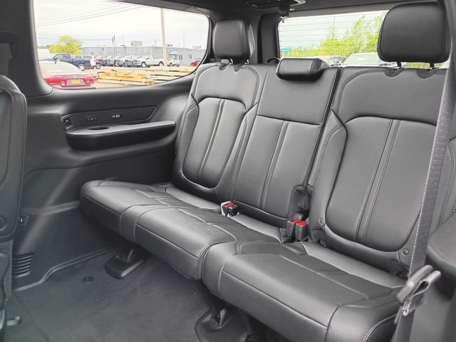 New 2026 High Gloss Black Exterior Paint Jeep Limited Altitude image 19