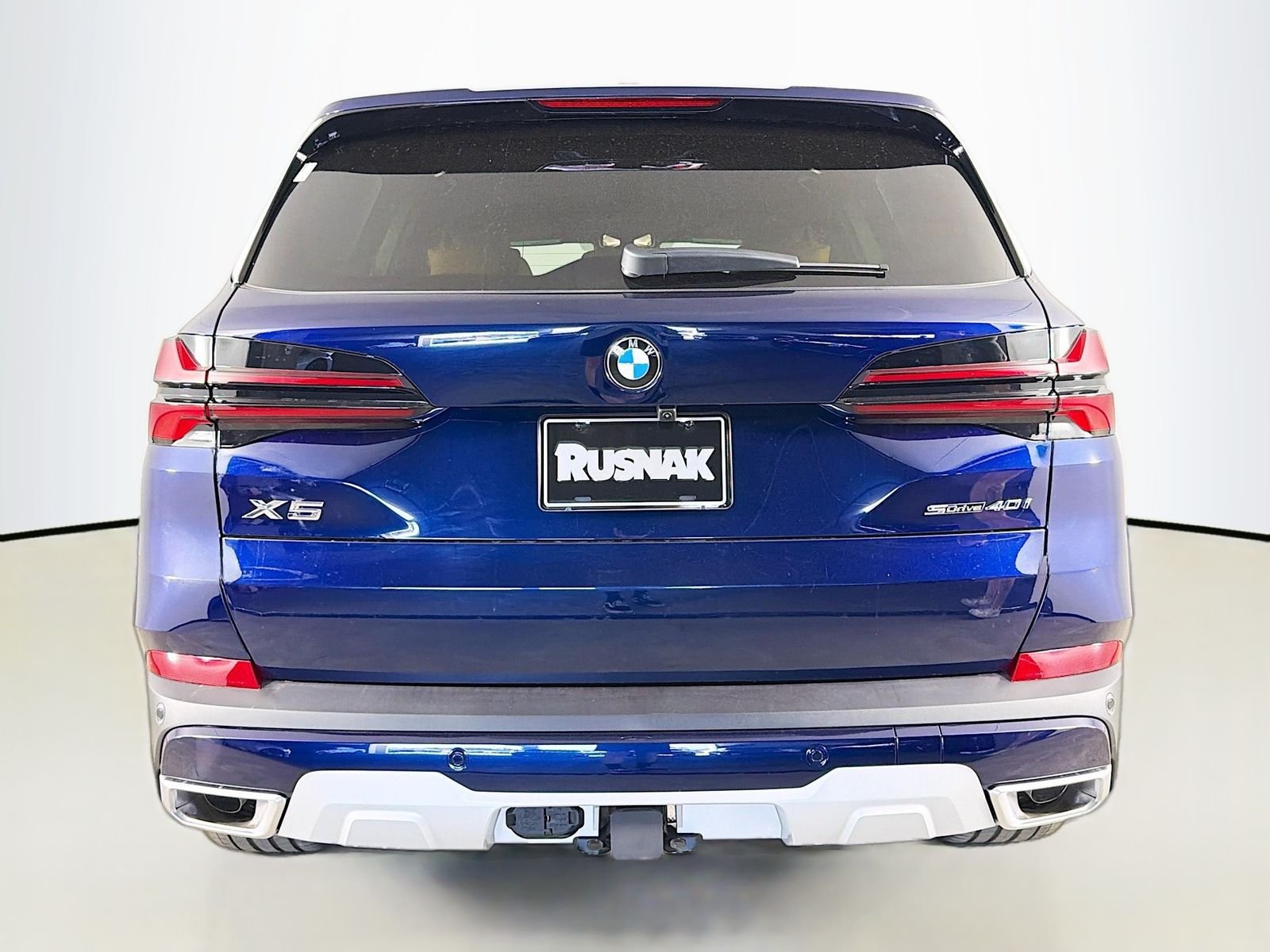 New 2026 Tanzanite Blue II Metallic BMW sDrive40i image 6
