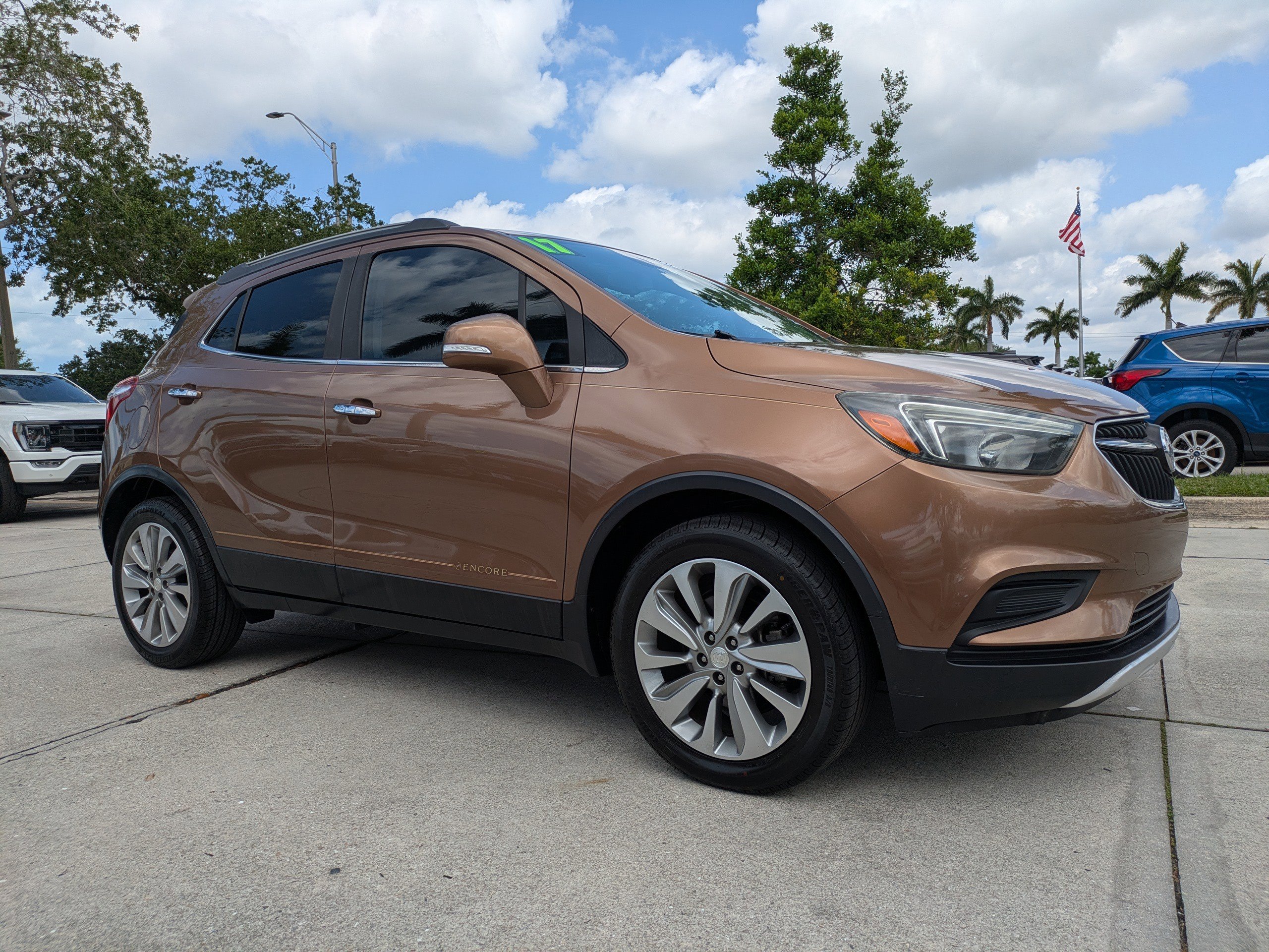 2017 Buick Encore Preferred's photo