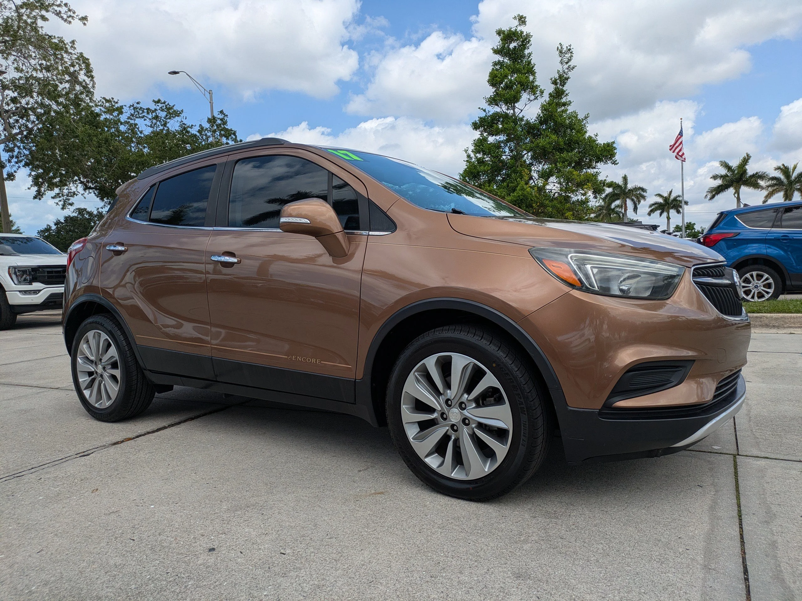 2017 Buick Encore Preferred's photo