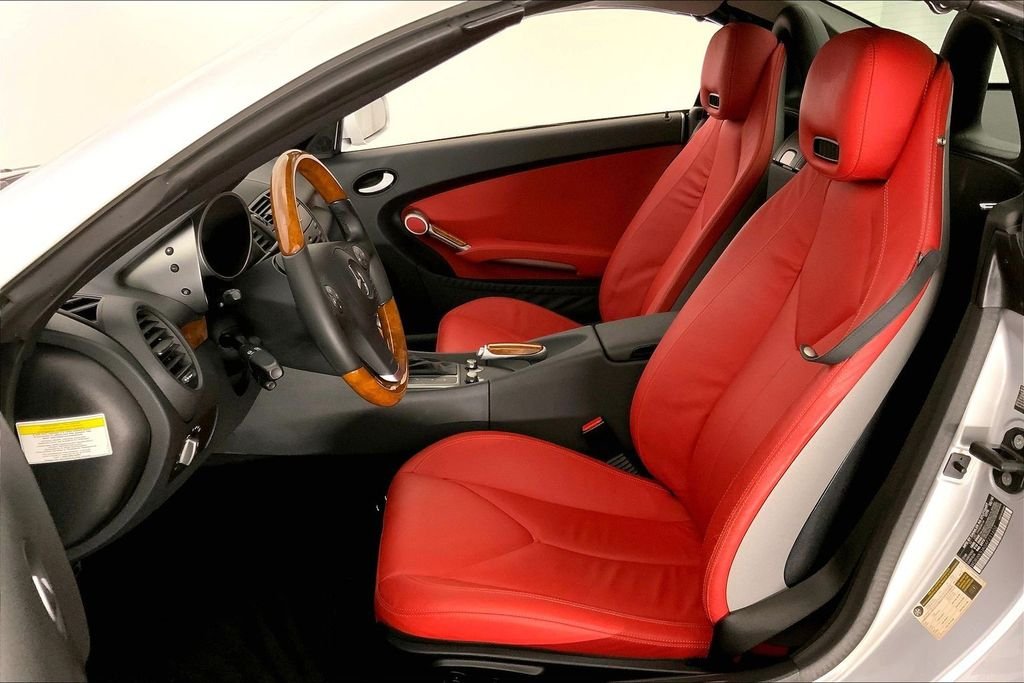 Used 2010  Mercedes-Benz SLK 350 image 13