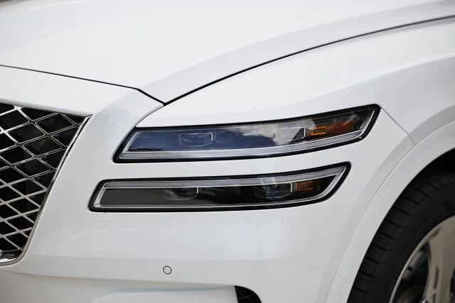 Used 2023 Uyuni White Genesis 3.5T Prestige image 12