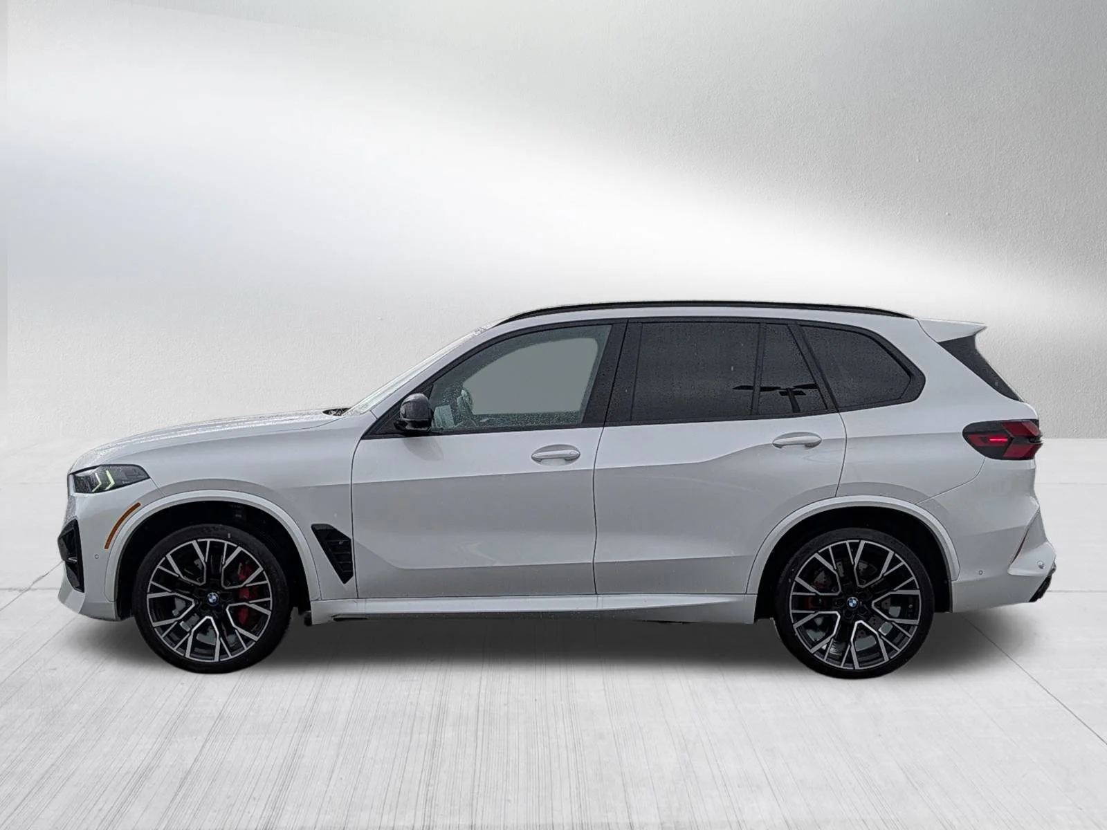 Used 2025 Mineral White Metallic BMW Competition image 4