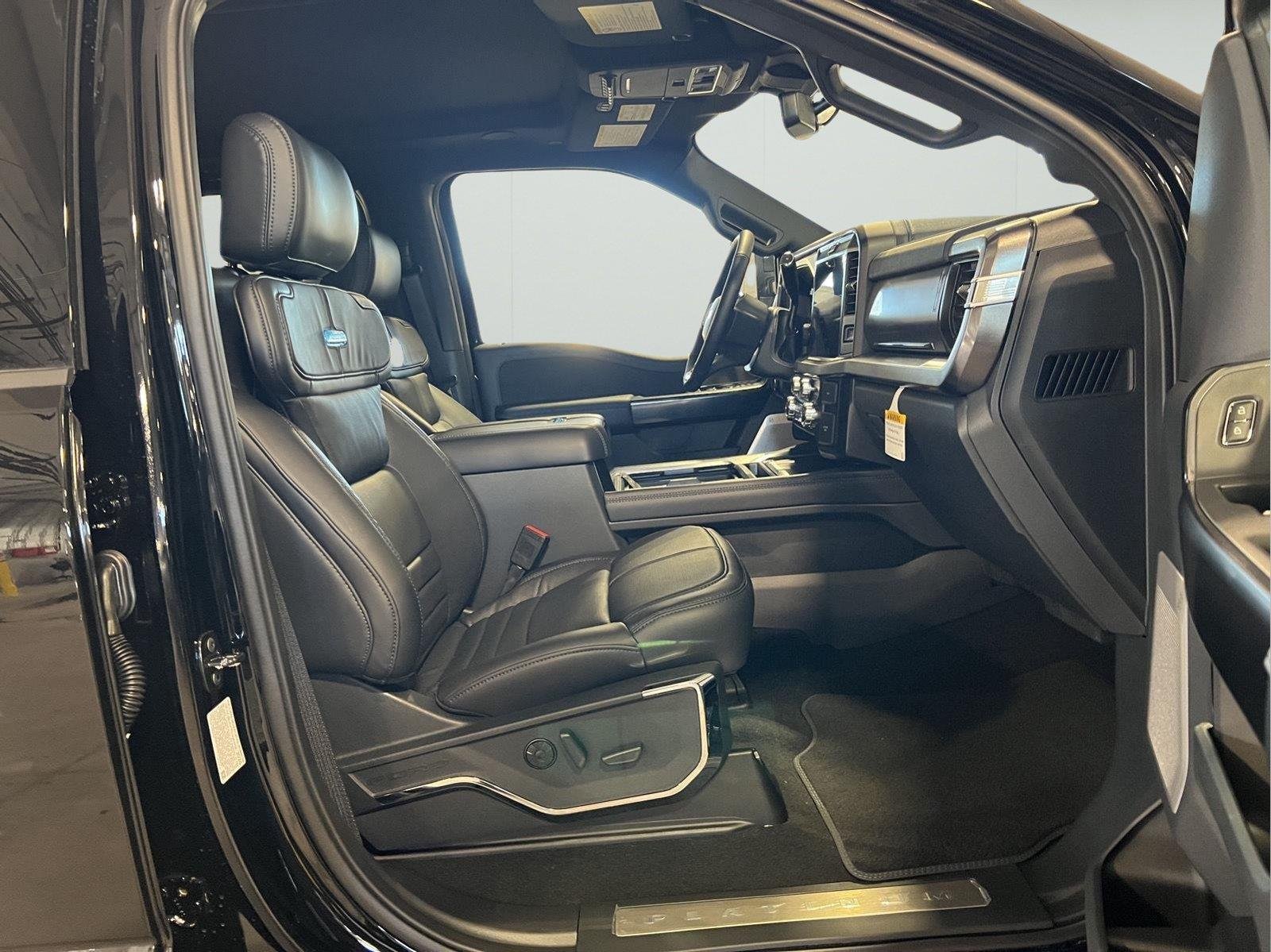 New 2026 Agate Black Metallic Ford F-350® Platinum® image 17