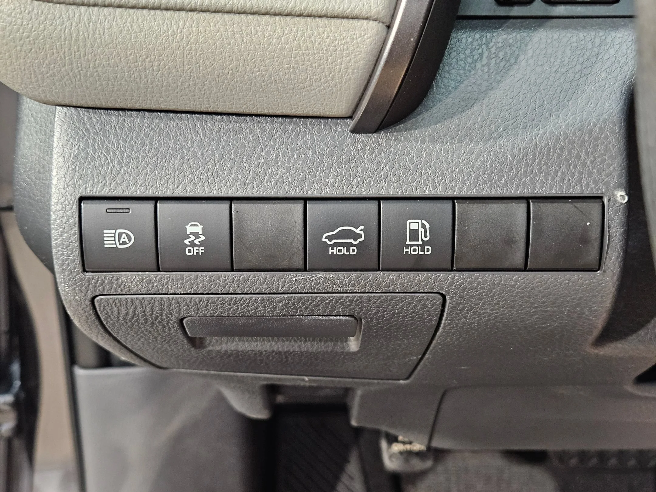 Used 2023 Predawn Gray Mica Toyota LE image 24