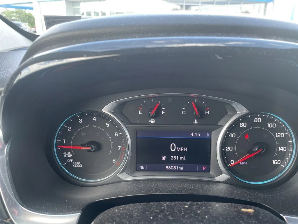 Used 2021 Gray Chevrolet LT image 14
